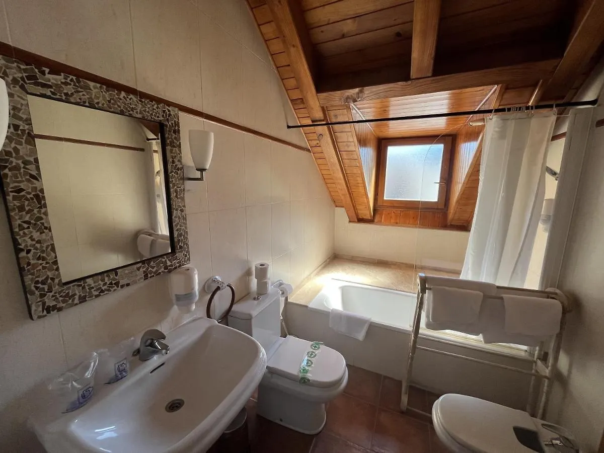 Hotel Els Encantats Espot 3*,  Spanje