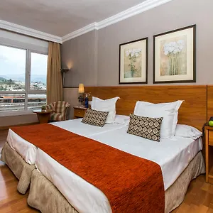 Leonardo 4*, Granada Spanje