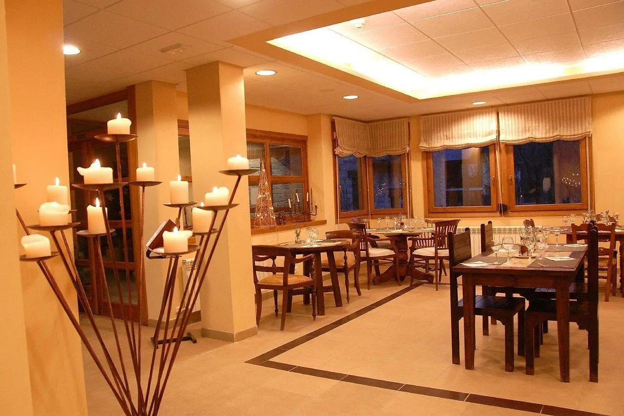 Hotel Els Encantats Espot 3*,  Spain