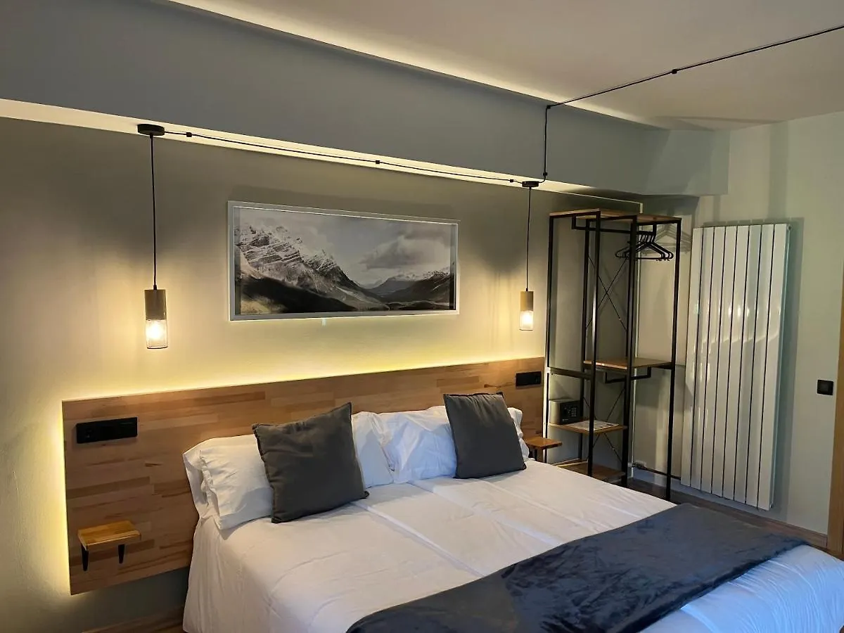 Hotel Els Encantats Espot Espagne