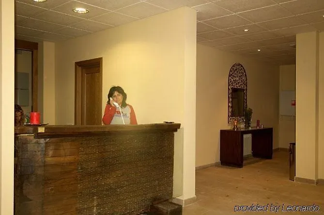 Hotel Els Encantats Espot 3*,